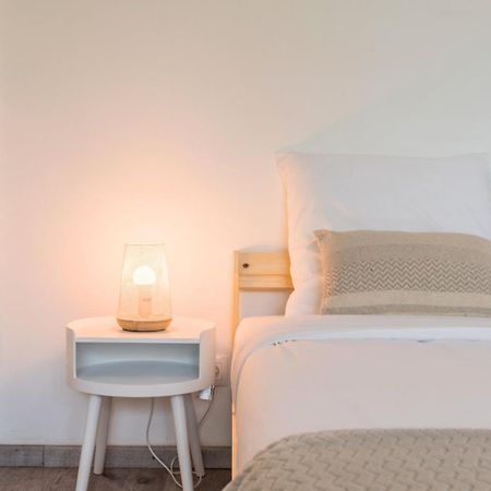 Apartment Near Metro With Parking & Balconies Lille Luaran gambar